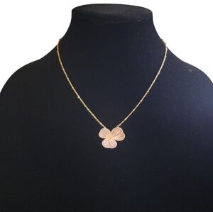 Elegant lonna and lilly Gold Flower Pendant Necklace - NWT